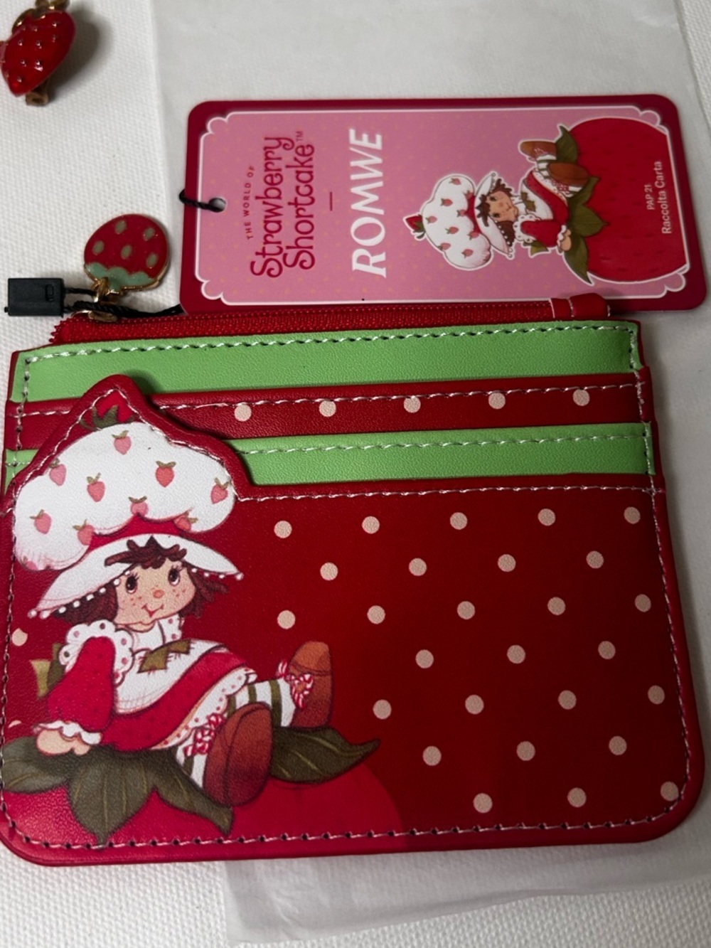NWT Pink Strawberry Shortcake Wallet, Socks, Pin Bundle Set Collectible - Picture 2 of 11